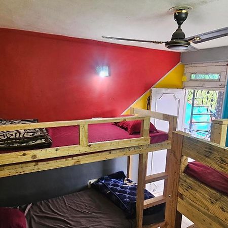 Shanti Cafe & Hostels Kasol Zewnętrze zdjęcie