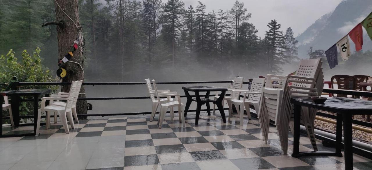 Shanti Cafe & Hostels Kasol Zewnętrze zdjęcie